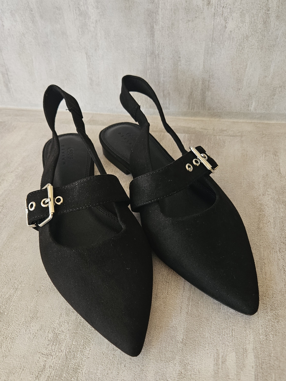 ​NWT ASOS DESIGN Black Pointed Toe Slingback Buckle Flat Shoes - Size US 9 - Picture 10 of 13